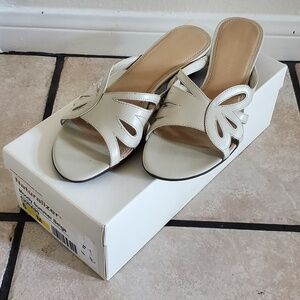 Naturalizer Moody Summer Beige Sandals